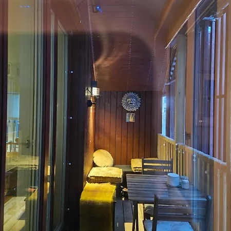 Ny Og Moderne Leilighet, Midt I Byen1 Apartment