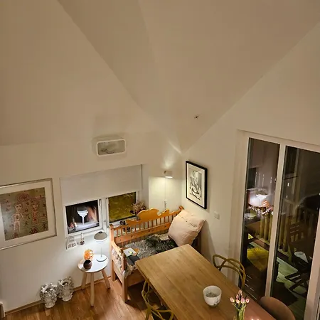 Apartment Ny Og Moderne Leilighet, Midt I Byen1 *