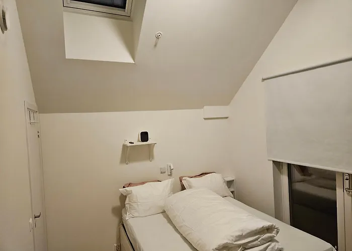 Ny Og Moderne Leilighet, Midt I Byen1 Apartament *